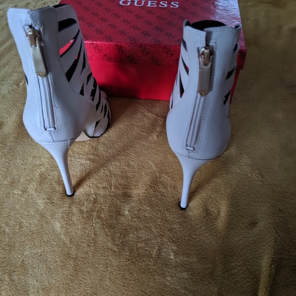 Ladies high heeled sandal booties - Picture 3 of 3